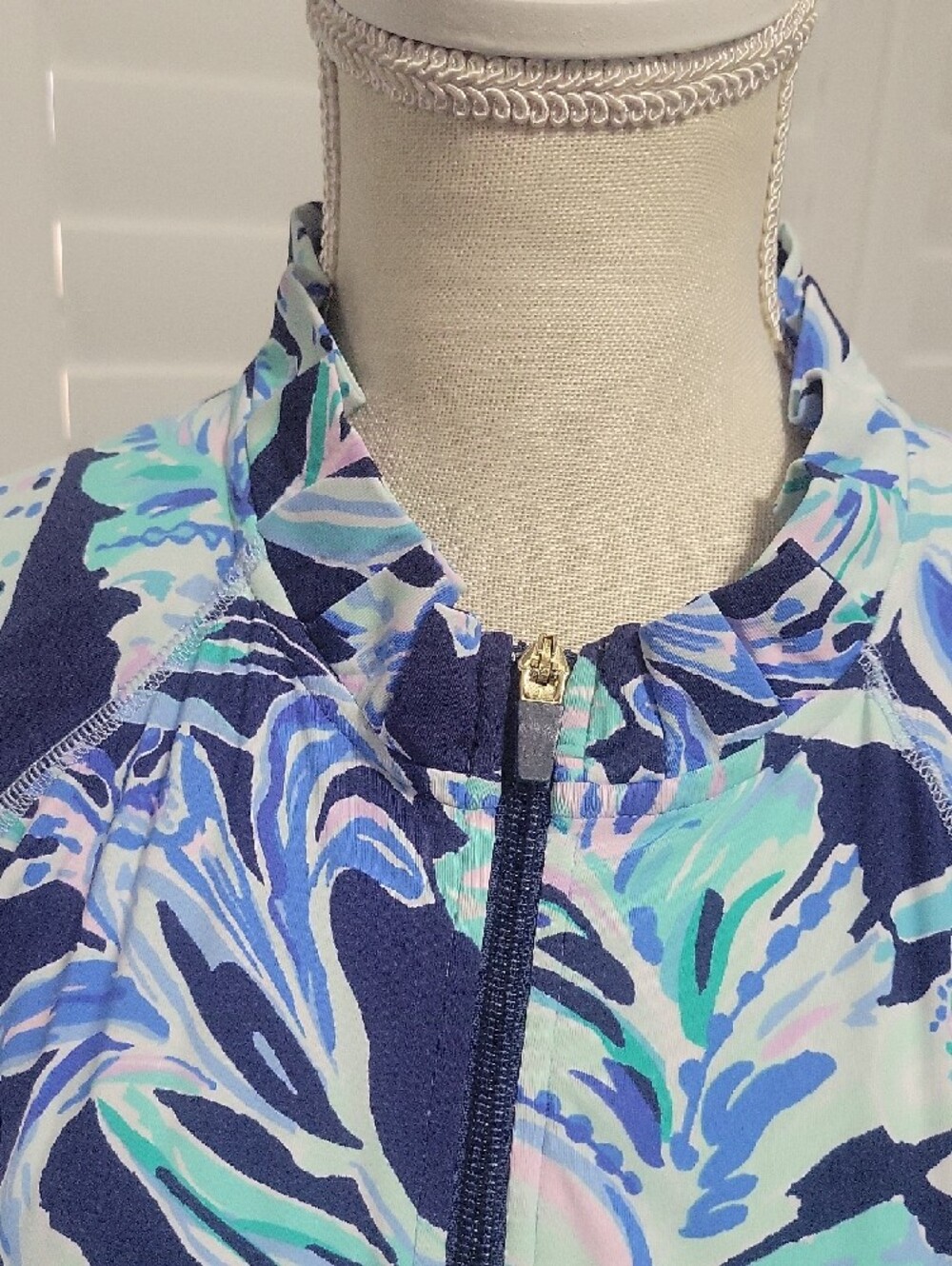 NWOT - Lilly Pulitzer Luxletic Leona Zip-Front Jacket - Picture 5 of 10